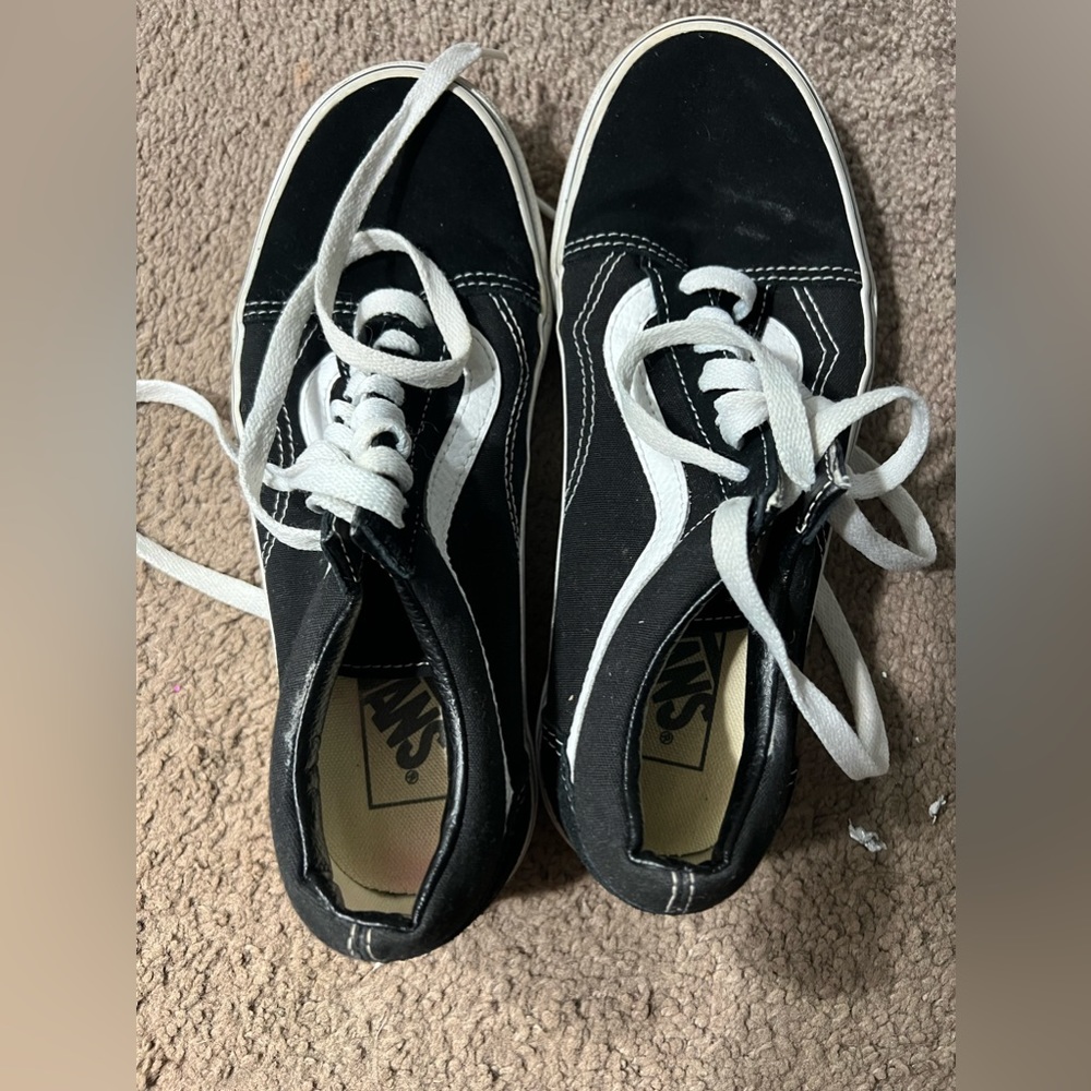 Black Vans size 8